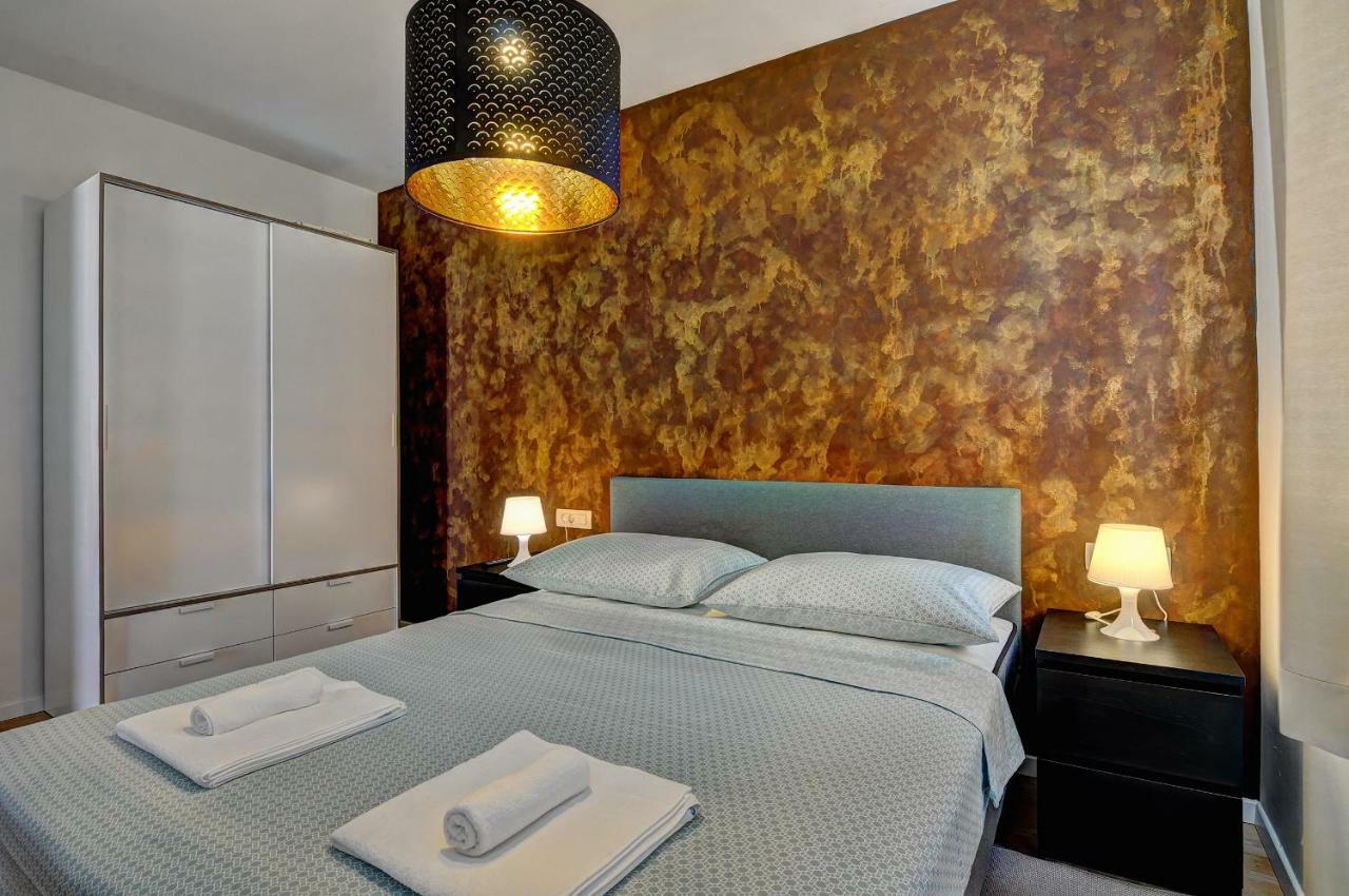 Appartamento Apartman M Pola Esterno foto